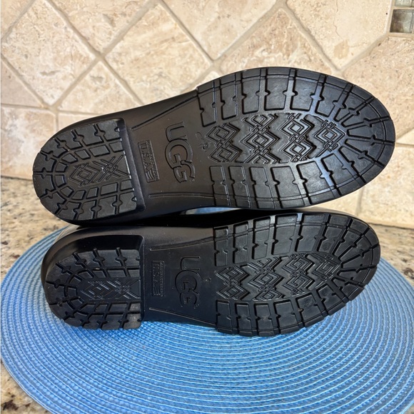 UGG Raana Waterproof Glossy Black Rain Boots 7 - Picture 11 of 13